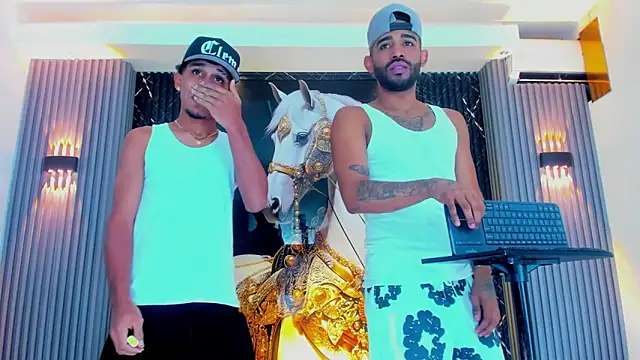 Extreme boys2 online show from 11-06-25, 03:51