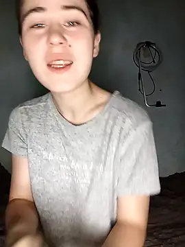 Snapshot of ToryTayler chatting on 10-14-25, 07:47 ToryTayler online show from 10-14-25, 07:47