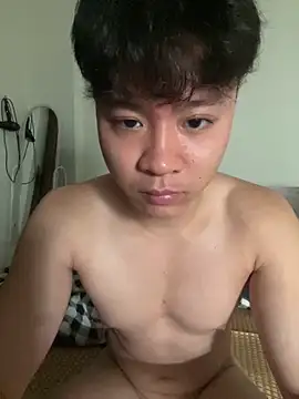 anhduc2k555 online show from 02-05-26, 02:11