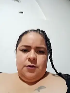 Snapshot of Miss_Adriana01 chatting on 02-25-26, 11:36 Miss Adriana01 online show from 02-25-26, 11:36