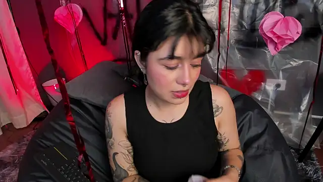 flower smith  online show from 02-15-26, 02:03