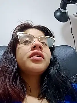 Julieth brown  online show from 09-28-25, 12:10