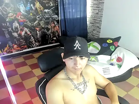 Snapshot of Dan_cristancho chatting on 09-15-25, 12:38 Dan cristancho online show from 09-15-25, 12:38