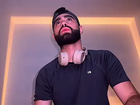 zack sullivan22 online show from 09-24-25, 01:53