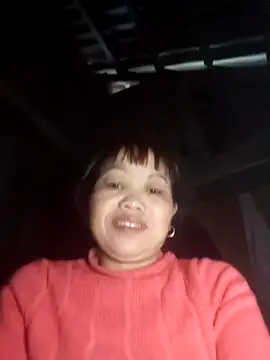 Snapshot of _YooY_ chatting on 11-04-25, 12:10 YooY online show from 11-04-25, 12:10