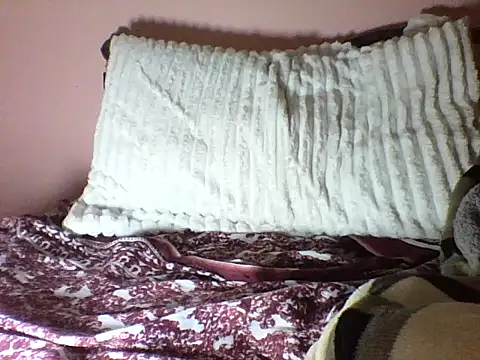 Moongodessy online show from 09-27-25, 06:51