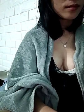 Snapshot of Ly-ny chatting on 09-09-25, 03:33 Ly-ny online show from 09-09-25, 03:33