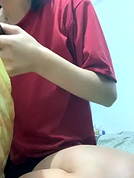 Snapshot of Ly-ny chatting on 11-18-25, 05:56 Ly-ny online show from 11-18-25, 05:56