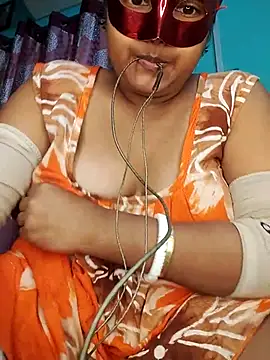 mimi87hoty online show from 12-16-25, 09:47