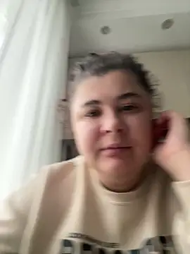 AliceCurlyX online show from 02-18-26, 11:50