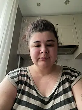 AliceCurlyX online show from 02-28-26, 05:19