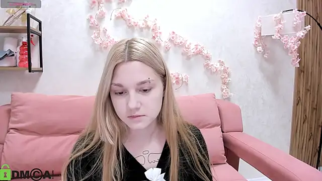 Sylvia Ortiz online show from 09-15-25, 08:03