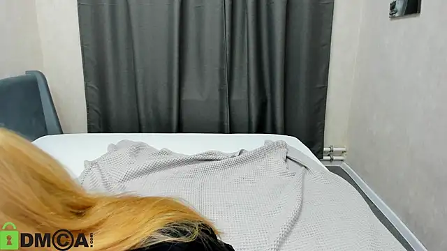 Sylvia Ortiz online show from 10-19-25, 01:06