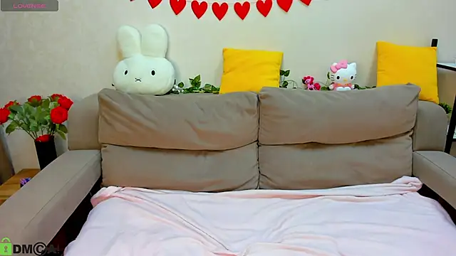 Snapshot of Sylvia_Ortiz chatting on 02-19-26, 01:01 Sylvia Ortiz online show from 02-19-26, 01:01