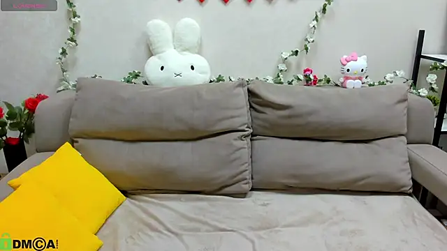 Snapshot of Sylvia_Ortiz chatting on 02-27-26, 12:43 Sylvia Ortiz online show from 02-27-26, 12:43