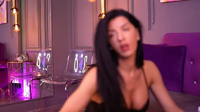 StephieRouse online show from 09-21-25, 05:53