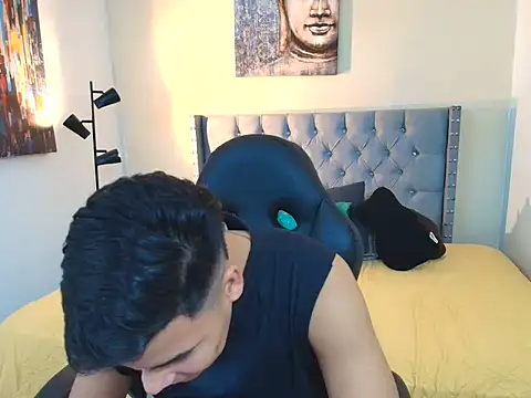 Snapshot of stewart_mateo_ chatting on 09-26-25, 02:04 stewart mateo  online show from 09-26-25, 02:04