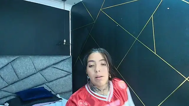 Snapshot of LiaMonroee_ chatting on 12-02-25, 11:59 LiaMonroee online show from 12-02-25, 11:59