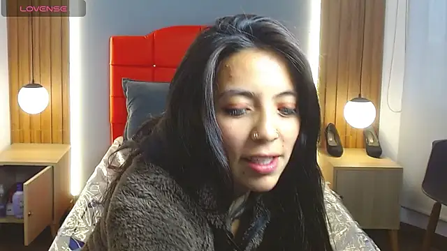 Snapshot of LiaMonroee_ chatting on 02-08-26, 12:08 LiaMonroee online show from 02-08-26, 12:08