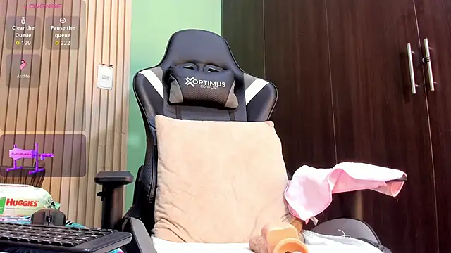 EvelynFoxx- online show from 10-18-25, 07:14