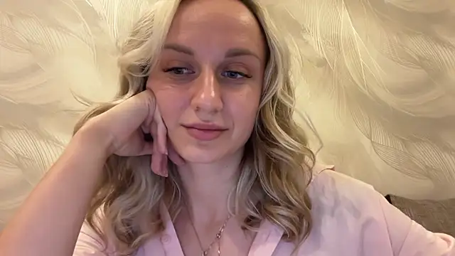 AdeleEverhart online show from 12-02-25, 07:20