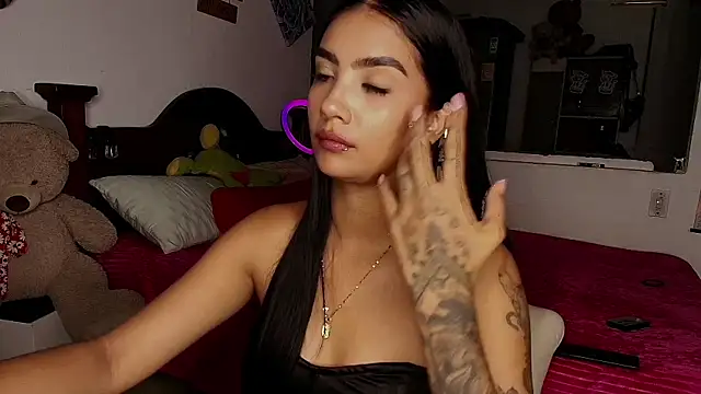 mia yireth online show from 09-15-25, 12:32