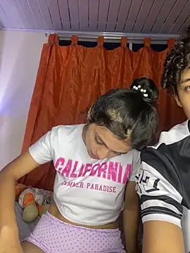 Nezuko-uWux online show from 09-26-25, 06:28