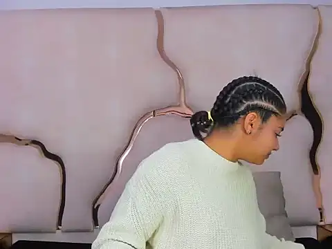 ScarletDoll online show from 12-20-25, 03:02