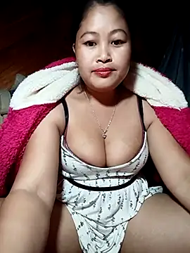 maycuc123 online show from 12-18-25, 09:48