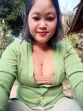 maycuc123 online show from 12-20-25, 01:12