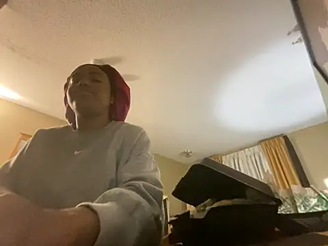 princesslivv online show from 10-08-25, 06:22