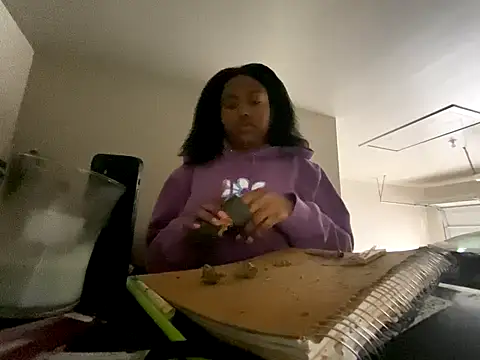 princesslivv online show from 10-25-25, 07:08