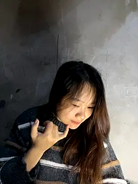 Snapshot of Hinne07 chatting on 11-20-25, 01:17 Hinne07 online show from 11-20-25, 01:17