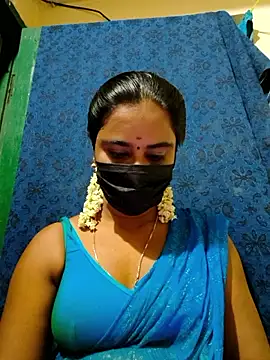 mini-queen online show from 10-11-25, 07:34