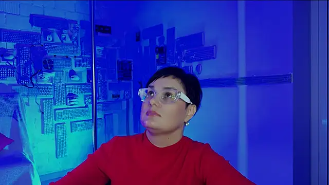 LauraDavidsons online show from 10-10-25, 05:23