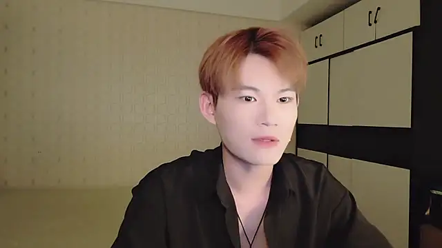 Dancer03 online show from 09-10-25, 01:44