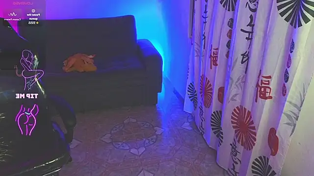 Snapshot of Gia_flame_ chatting on 09-18-25, 01:40 Gia flame  online show from 09-18-25, 01:40