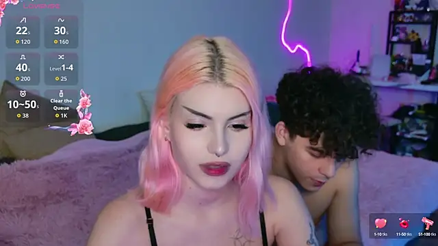 Snapshot of Alice18James chatting on 09-10-25, 08:20 Alice18James online show from 09-10-25, 08:20