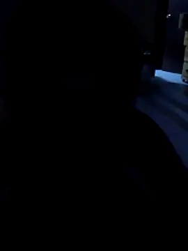 Snapshot of Zeus093387 chatting on 11-03-25, 04:47 Zeus093387 online show from 11-03-25, 04:47