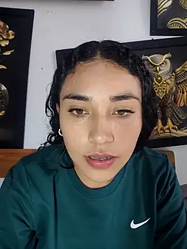 AmberGold- online show from 11-13-25, 09:36