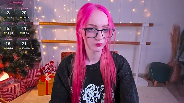 Snapshot of _pink_wassabi_ chatting on 01-14-26, 10:58 pink wassabi online show from 01-14-26, 10:58
