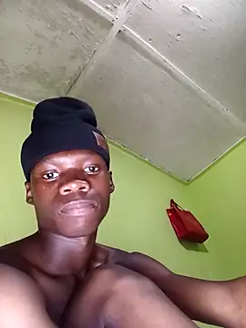 Snapshot of phumlanisanka chatting on 10-24-25, 08:38 phumlanisanka online show from 10-24-25, 08:38