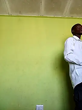 Snapshot of phumlanisanka chatting on 11-07-25, 08:47 phumlanisanka online show from 11-07-25, 08:47