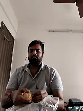 vinay smalldick online show from 11-30-25, 02:37