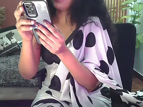 shaalu sharma online show from 12-19-25, 07:04