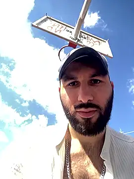 Snapshot of speddy34 chatting on 10-29-25, 10:28 speddy34 online show from 10-29-25, 10:28