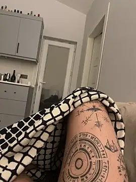 Snapshot of kayaaa31 chatting on 01-13-26, 01:11 kayaaa31 online show from 01-13-26, 01:11