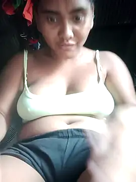 Snapshot of Lucy-Ferr chatting on 10-14-25, 03:13 Lucy-Ferr online show from 10-14-25, 03:13