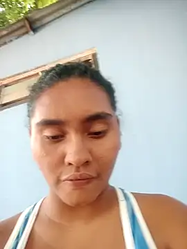 Snapshot of Lucy-Ferr chatting on 10-19-25, 04:18 Lucy-Ferr online show from 10-19-25, 04:18