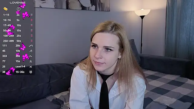 HelenMartines online show from 10-28-25, 10:30